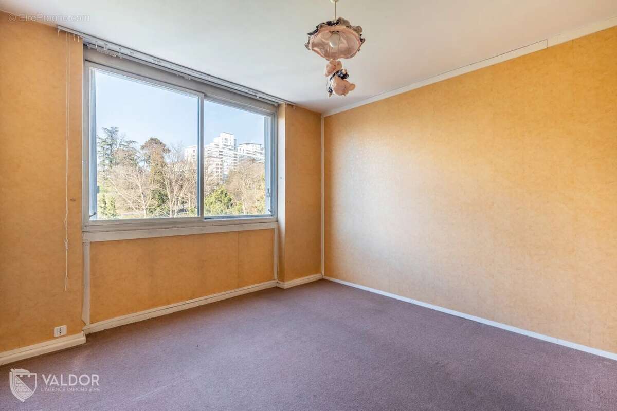 Appartement à LYON-9E