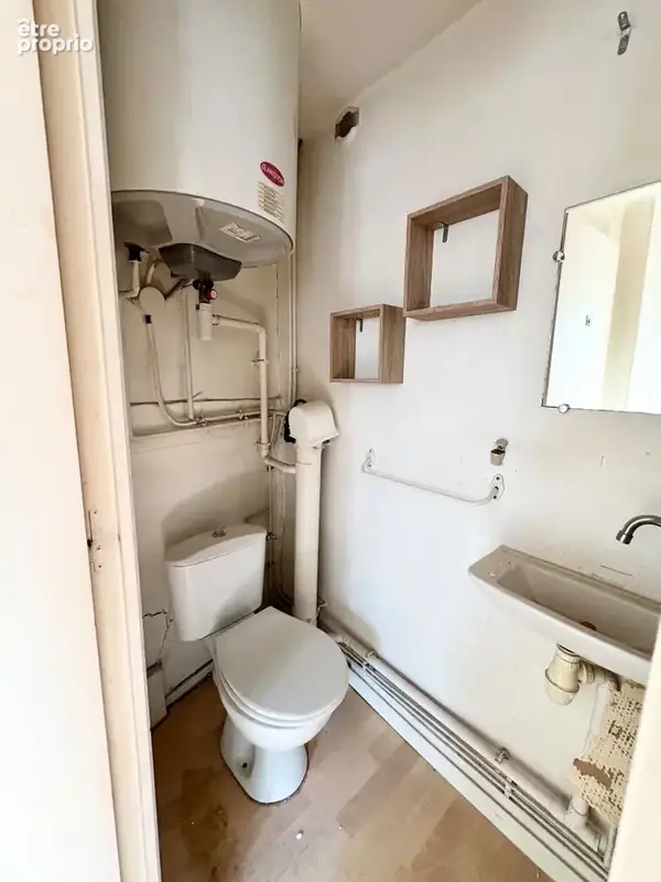 Appartement Rouen 1 pièce(s) 22.5 m2 - PLACE DU VIEUX MARCHÉ - photo 2