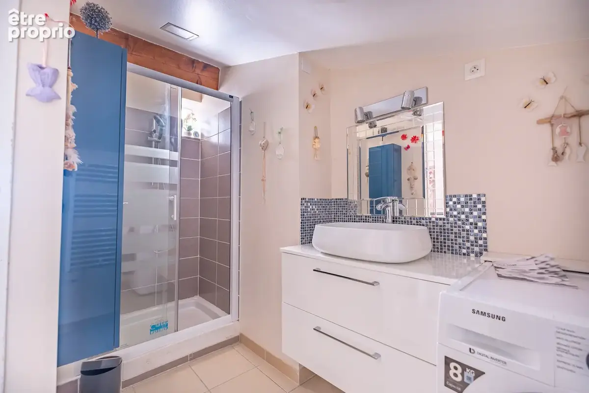 Proche calanques et commerces, exceptionnel T3/4 en duplex avec vue mer et 2 parkings - photo 16