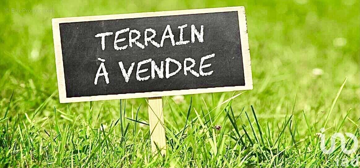 Photo 7 - Terrain à MONTMORILLON