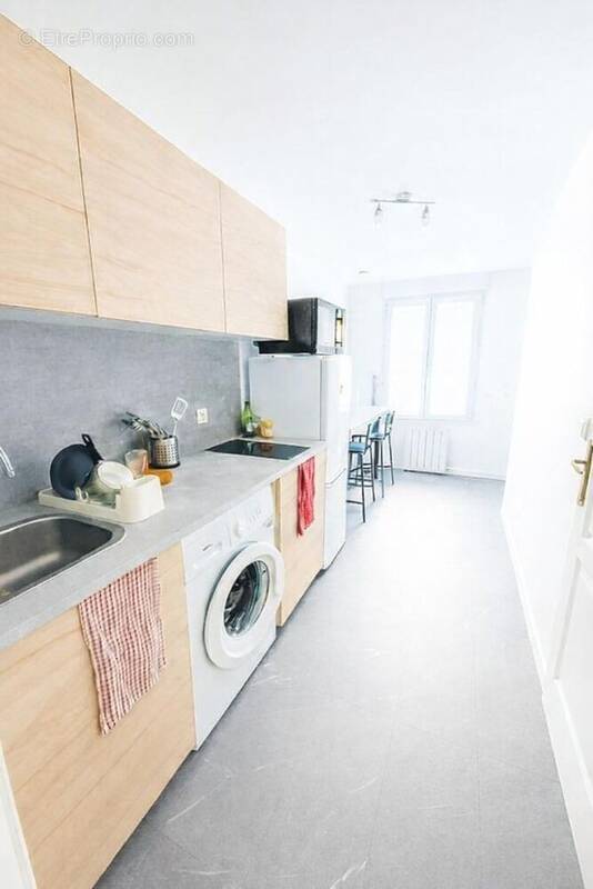Photo 1 - Appartement à VILLEURBANNE