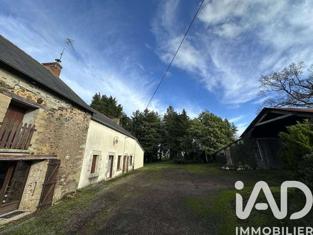 Photo 2 - Maison à SAINT-MALO-DES-TROIS-FONTAINES