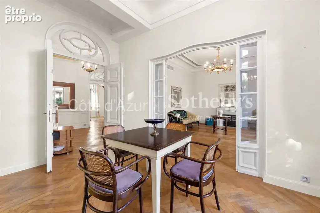 Nice Carré d’Or, appartement bourgeois de 120 m² rénové dans un immeuble Belle Époque - photo 6