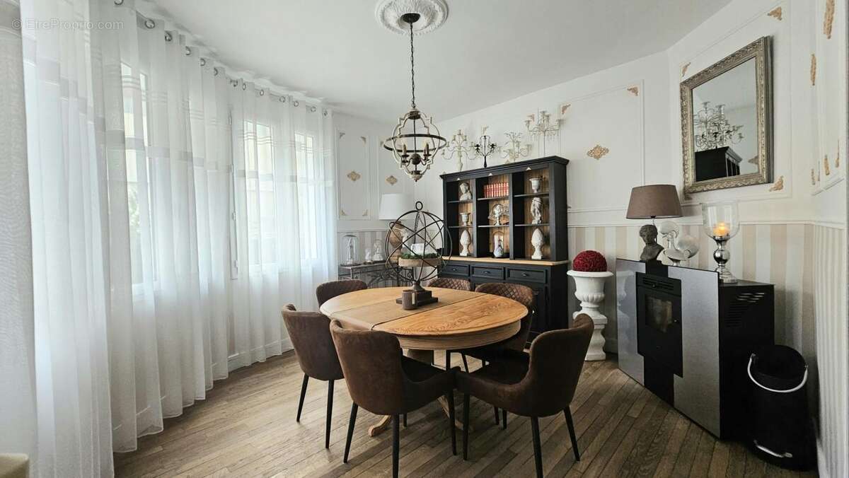 Maison à SOTTEVILLE-LES-ROUEN