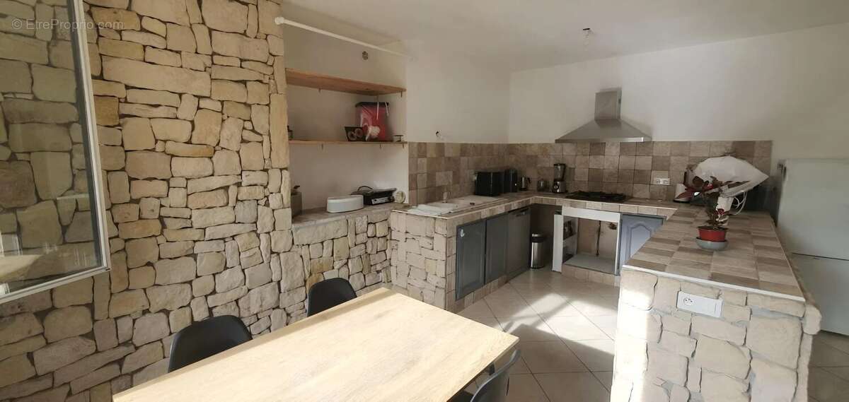 Appartement à VALLAURIS