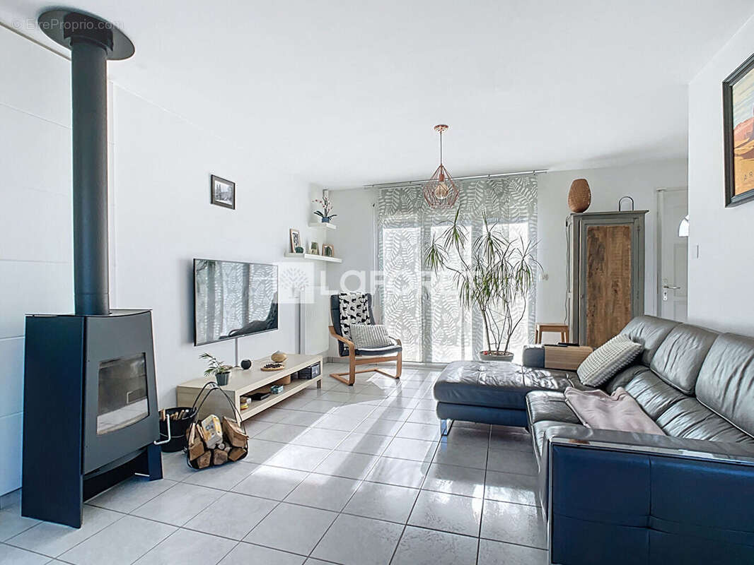 Maison à BELLEVILLE