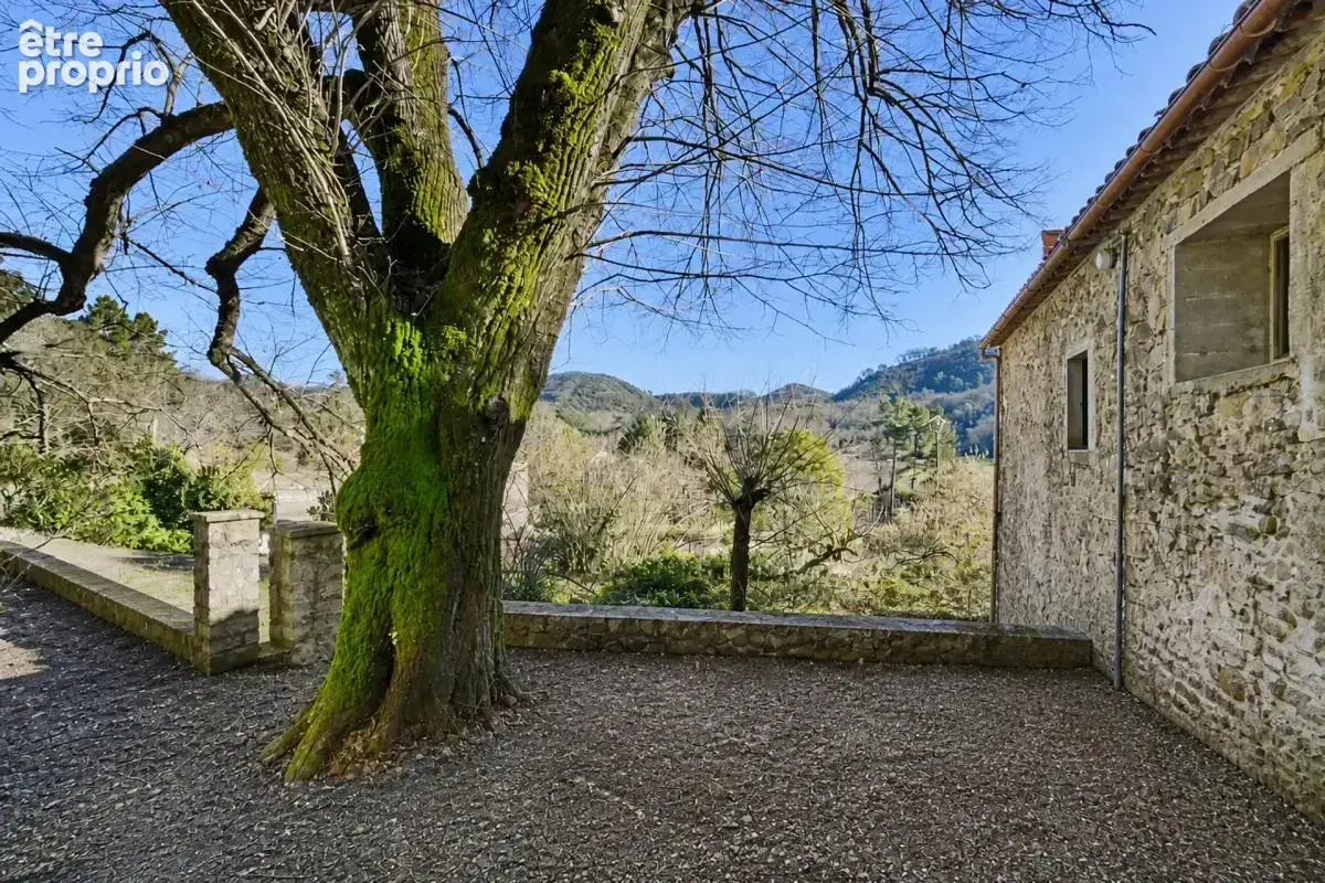 Mas spacieux à fort potentiel à Saint-Sébastien - photo 3