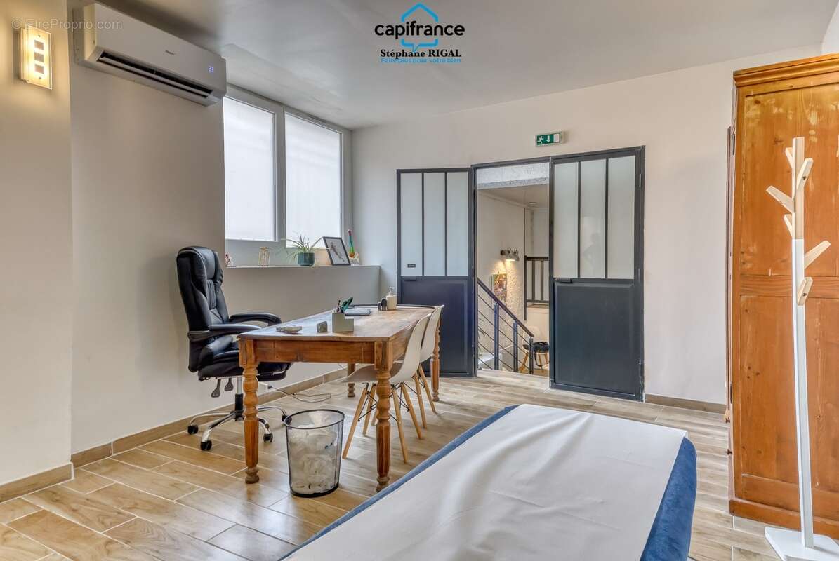 Dpt Lot et Garonne (47), à vendre FUMEL maison de ville P6 de 130 m² - Parcelle de 135m² - photo 22