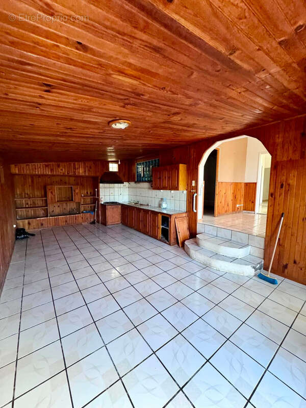 Villa f4 de 84m2 sur terrain de 324m2  sur pont d'yves - photo 5