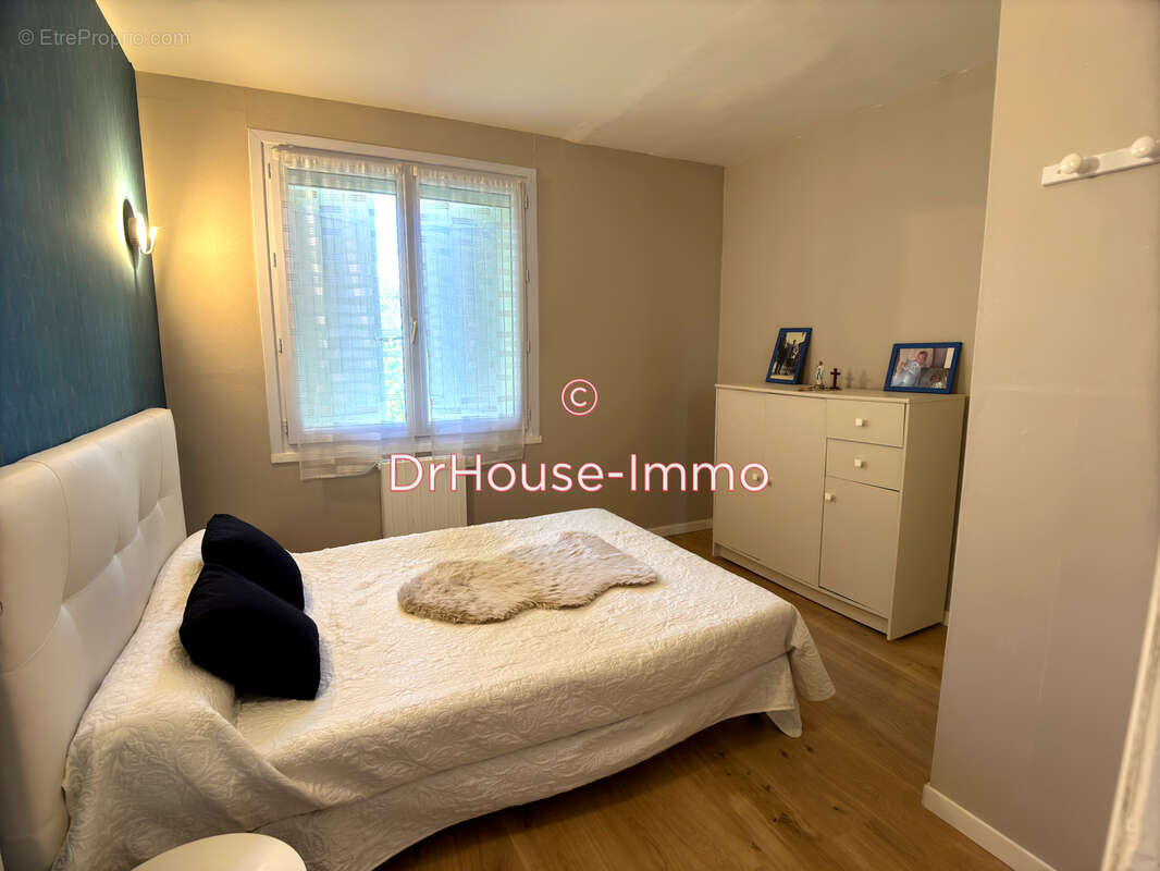 Maison à CHATEAU-L&#039;EVEQUE