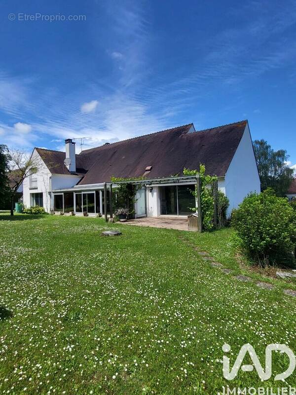 Photo 1 - Maison à CHATEAU-LANDON