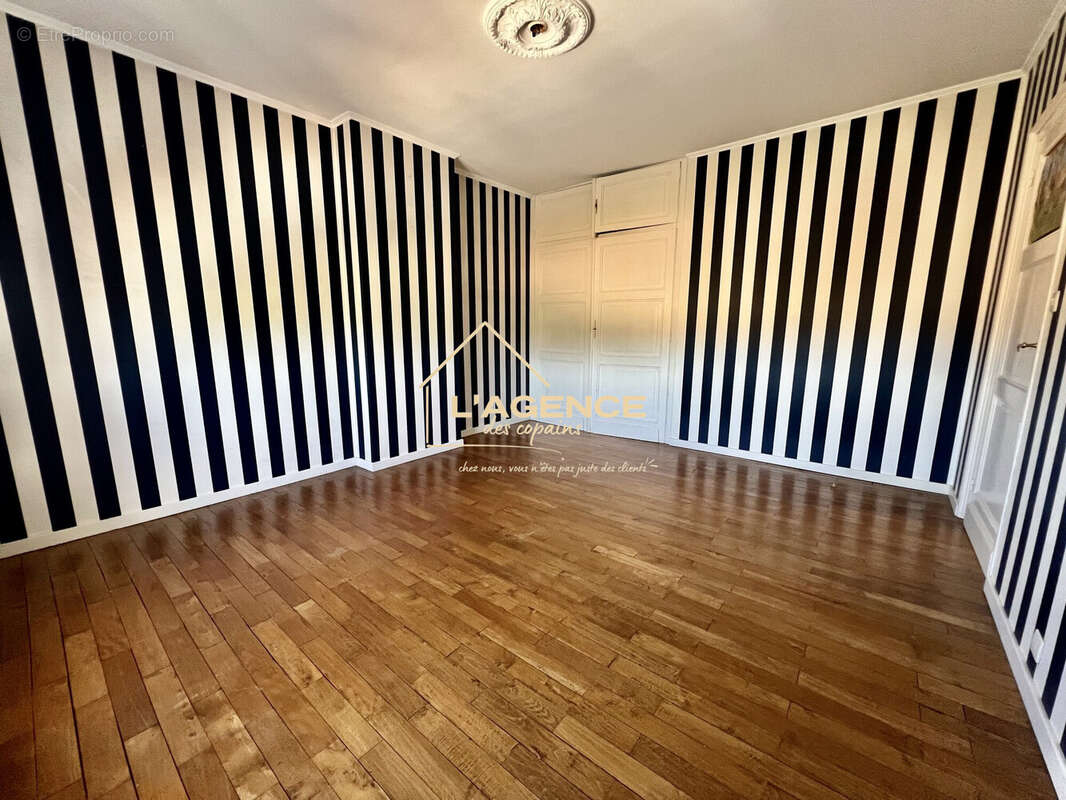 Maison 200 m² à Eecke  - photo 5