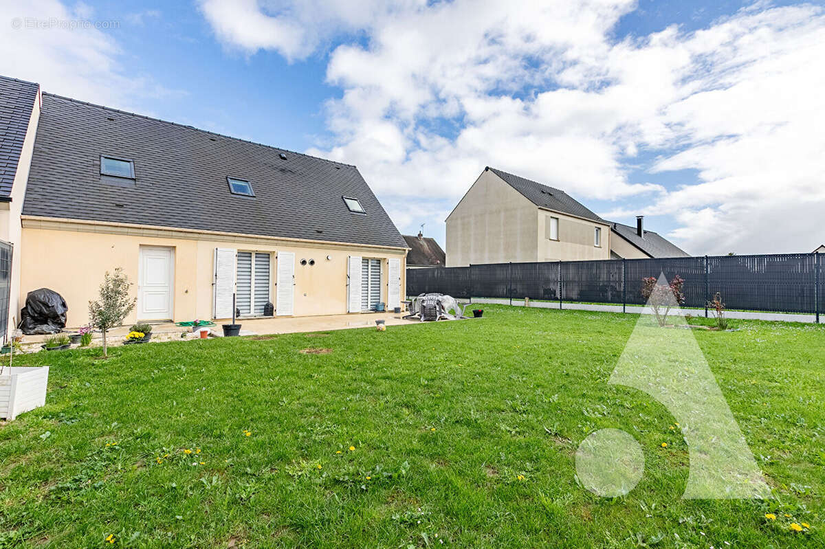 Pavillon de 2019 secteur Estrées Saint Denis 5 pièce(s) 94 m2 - photo 3