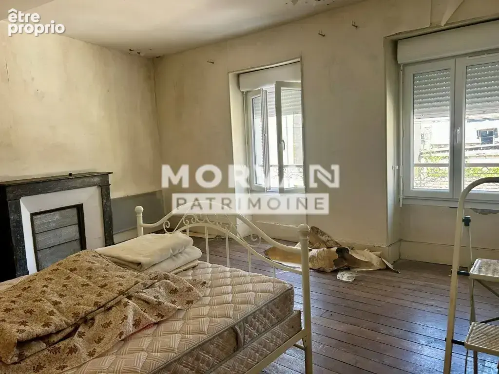 Maison mitoyenne coeur village toutes commodites avec cour et garage - photo 2