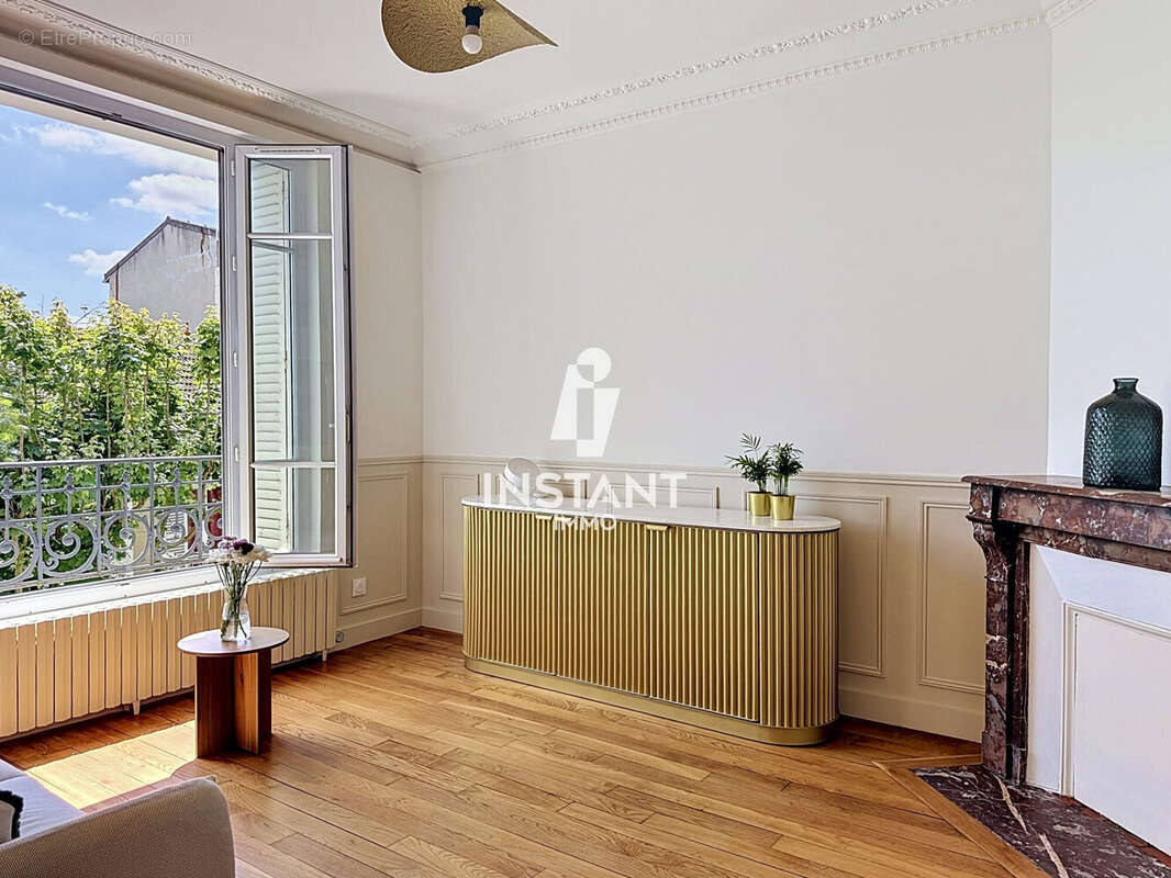 Appartement à LE PERREUX-SUR-MARNE