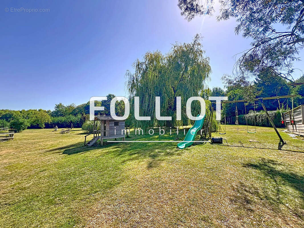 Maison à SAINT-AUBIN-DU-CORMIER