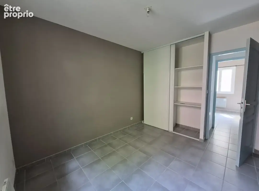MAISON T4 avec garage parking, proche ramparts - photo 7