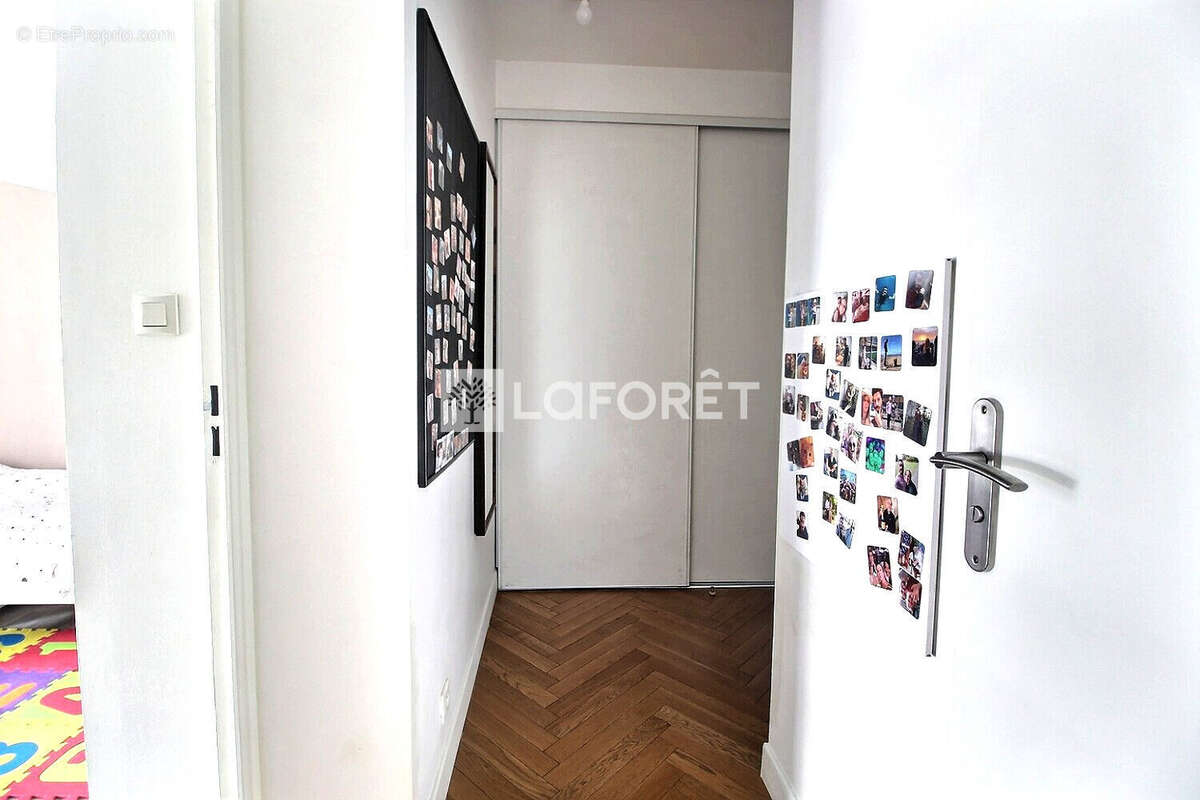 Appartement à GENNEVILLIERS