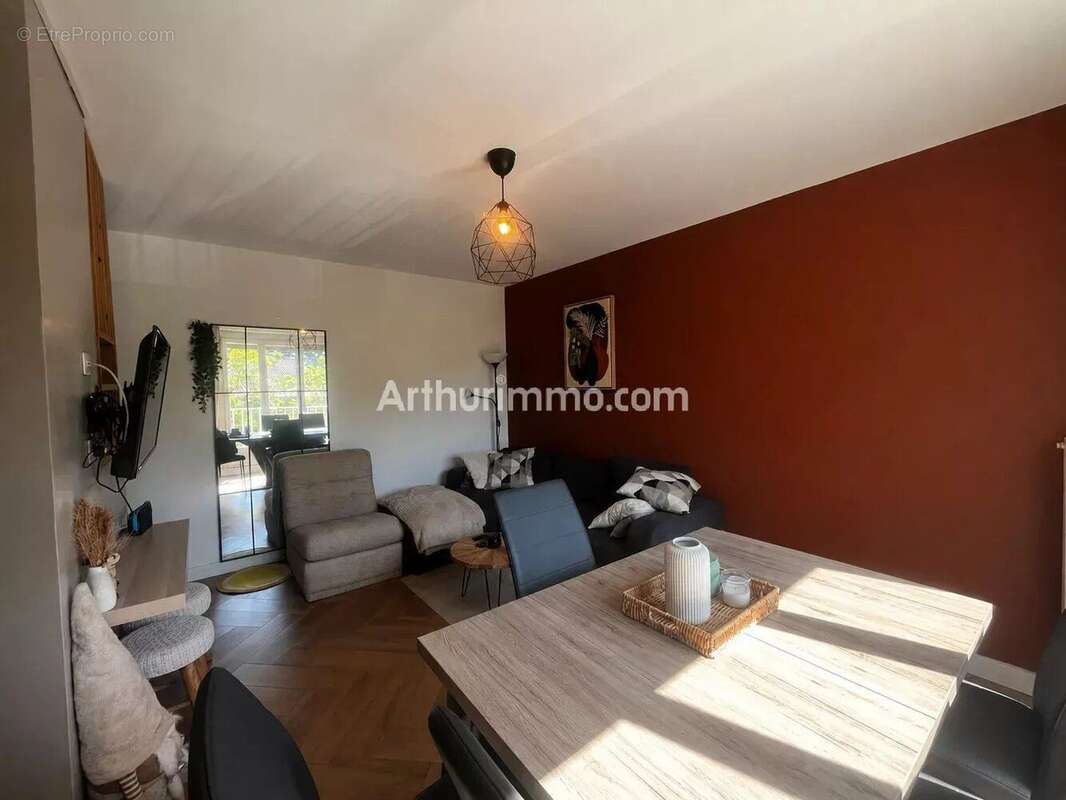 Appartement à LONS-LE-SAUNIER