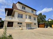 Maison à LE PLESSIS-TREVISE