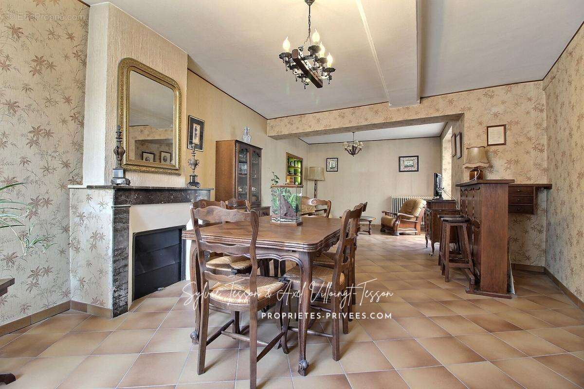 Maison à ASCHERES-LE-MARCHE