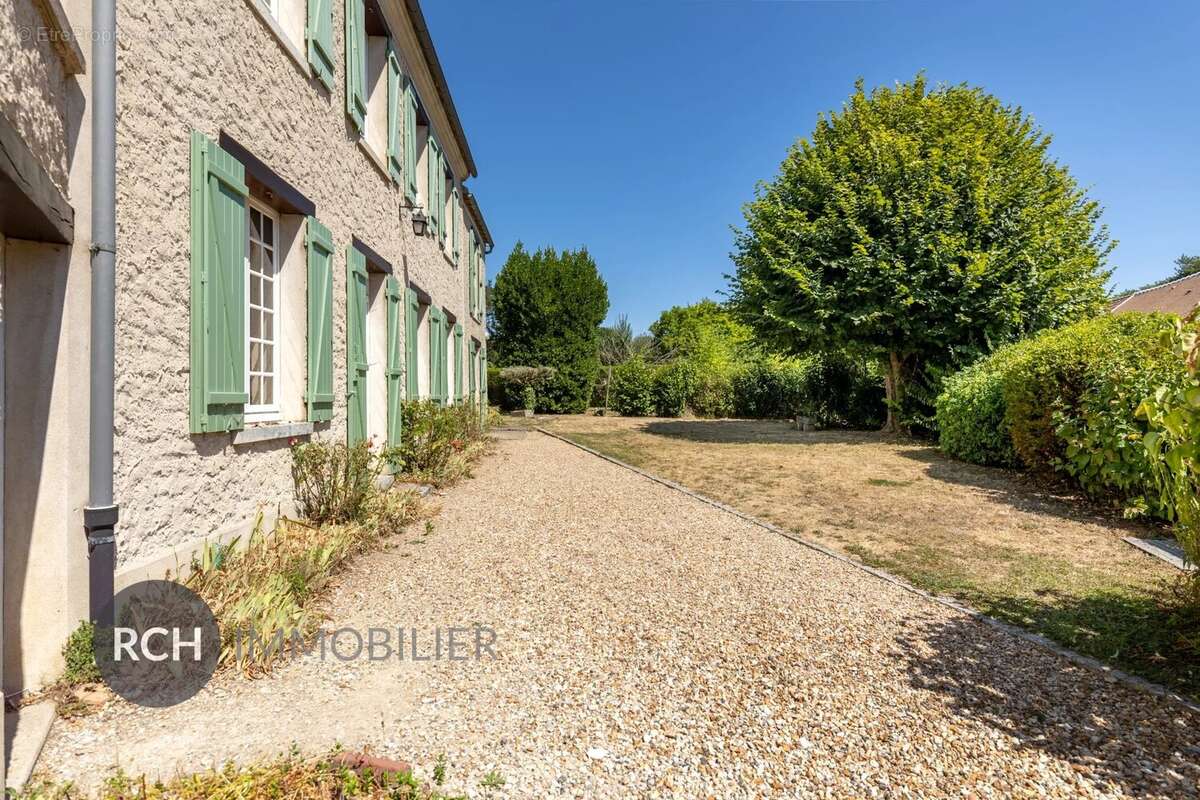 Flexanville - Belle maison de campagne avec grange - photo 2