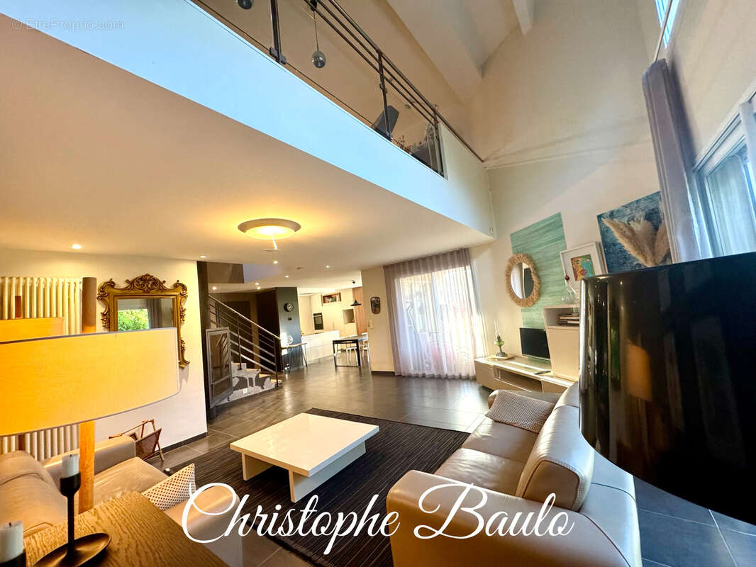 Maison à VILLENEUVE-LES-MAGUELONE