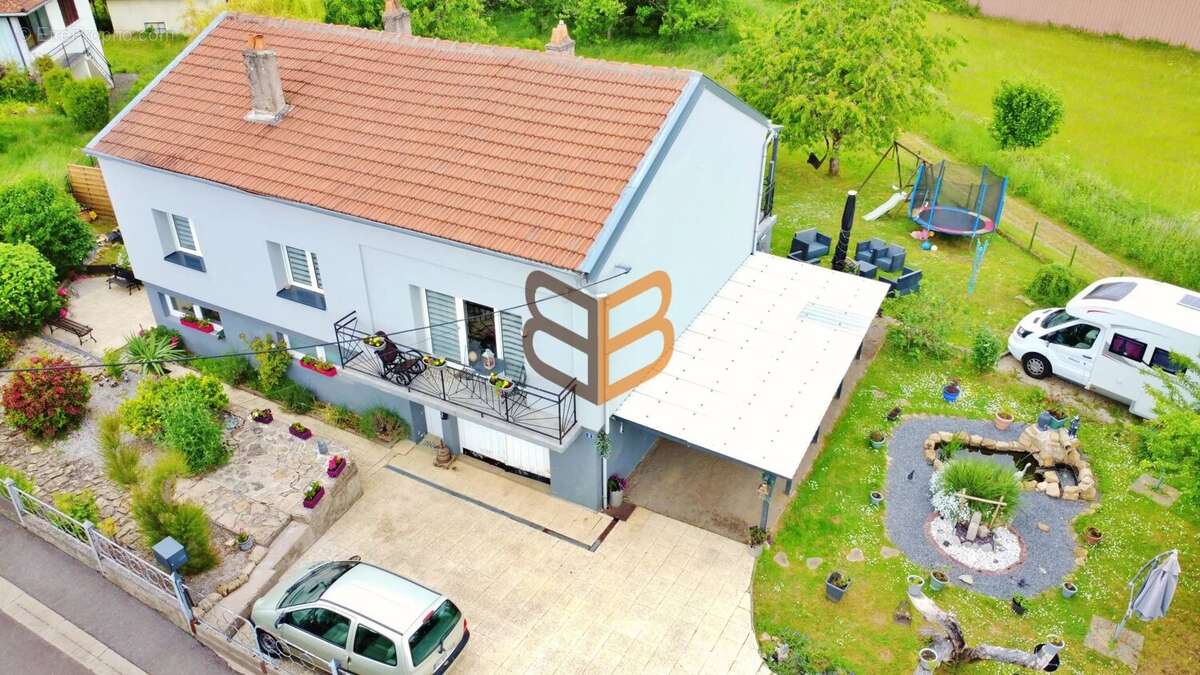 Maison à AUDUN-LE-ROMAN