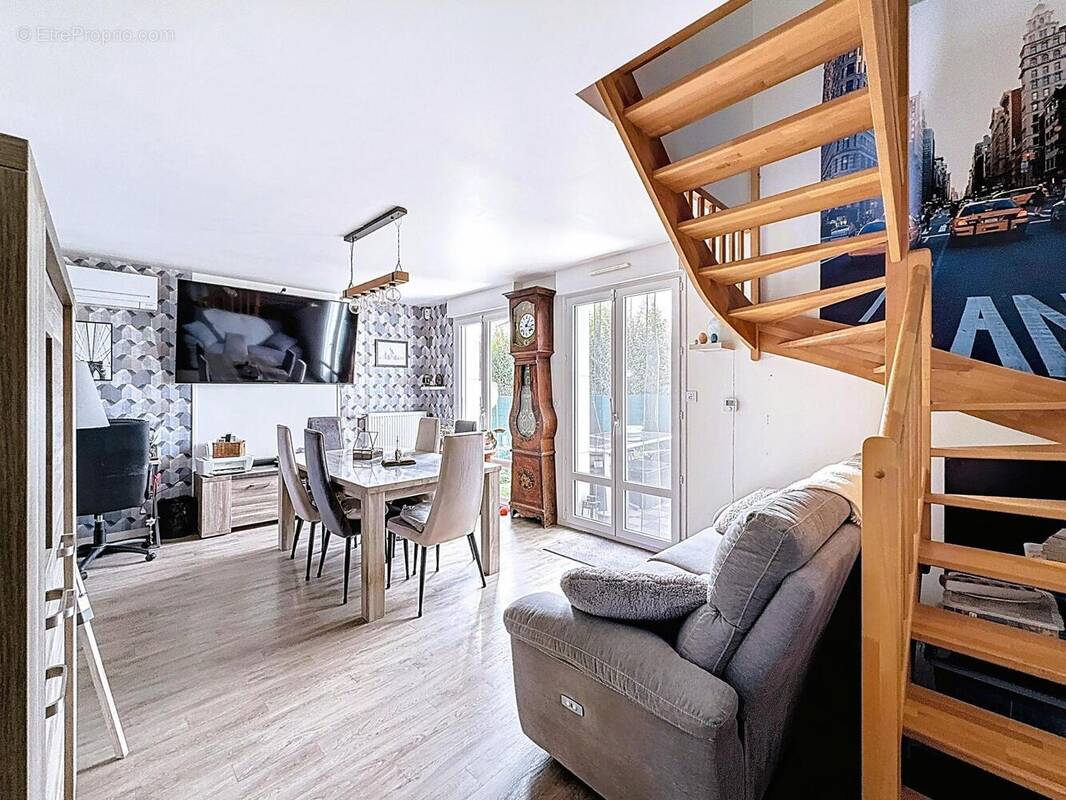 Photo 1 - Maison à JOUE-LES-TOURS