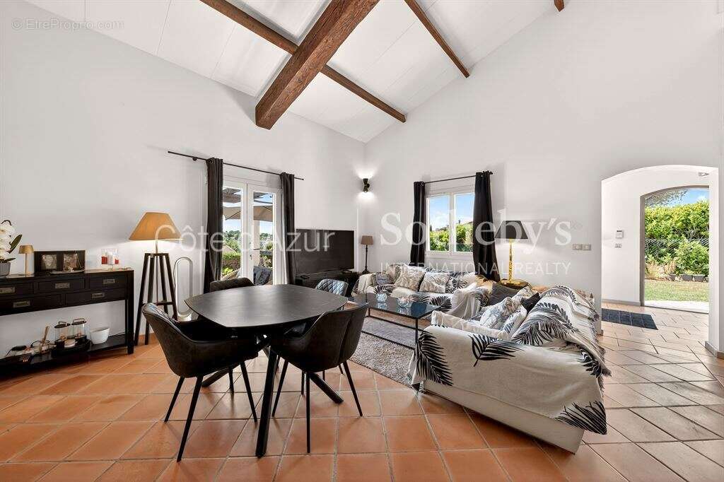Plascassier villa avec piscine et vue campagne à pied du village - photo 6