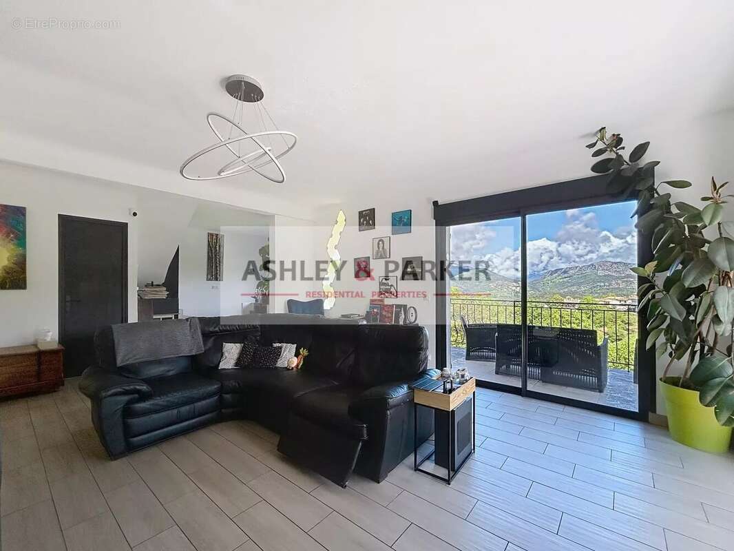 Maison à SAINT-ANTONIN