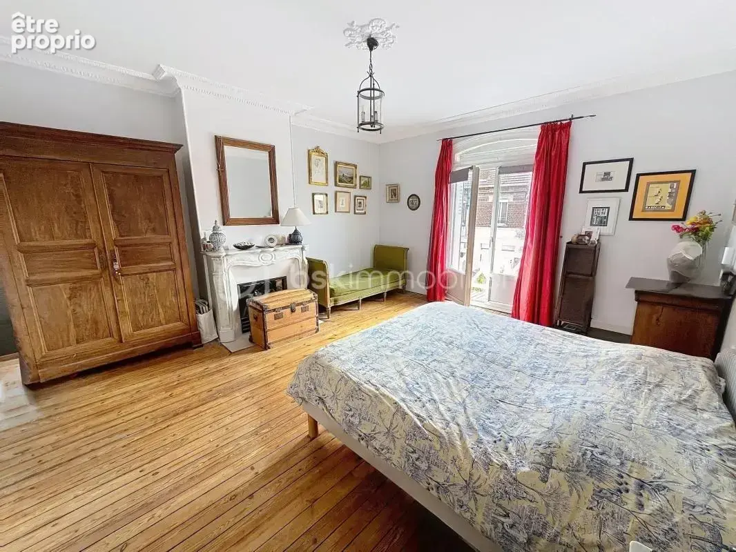 Maison de caractere avec  jardin et dépendance - photo 5