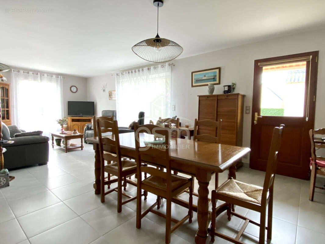 Maison à SAINT-BRANCHS