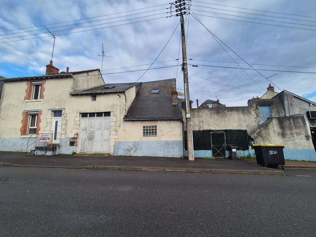 Ensemble immobilier - photo 2