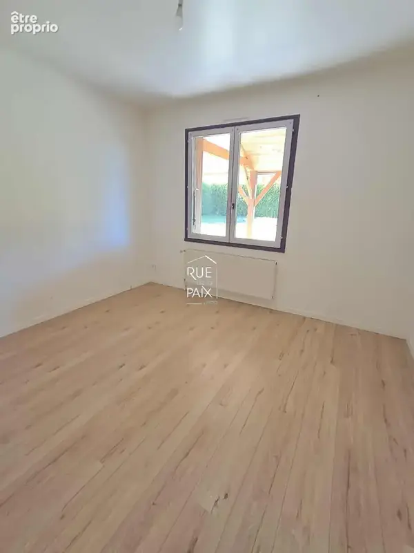 Maison sur sous sol , secteur prisé de Naintré 191.90 m2 - photo 7