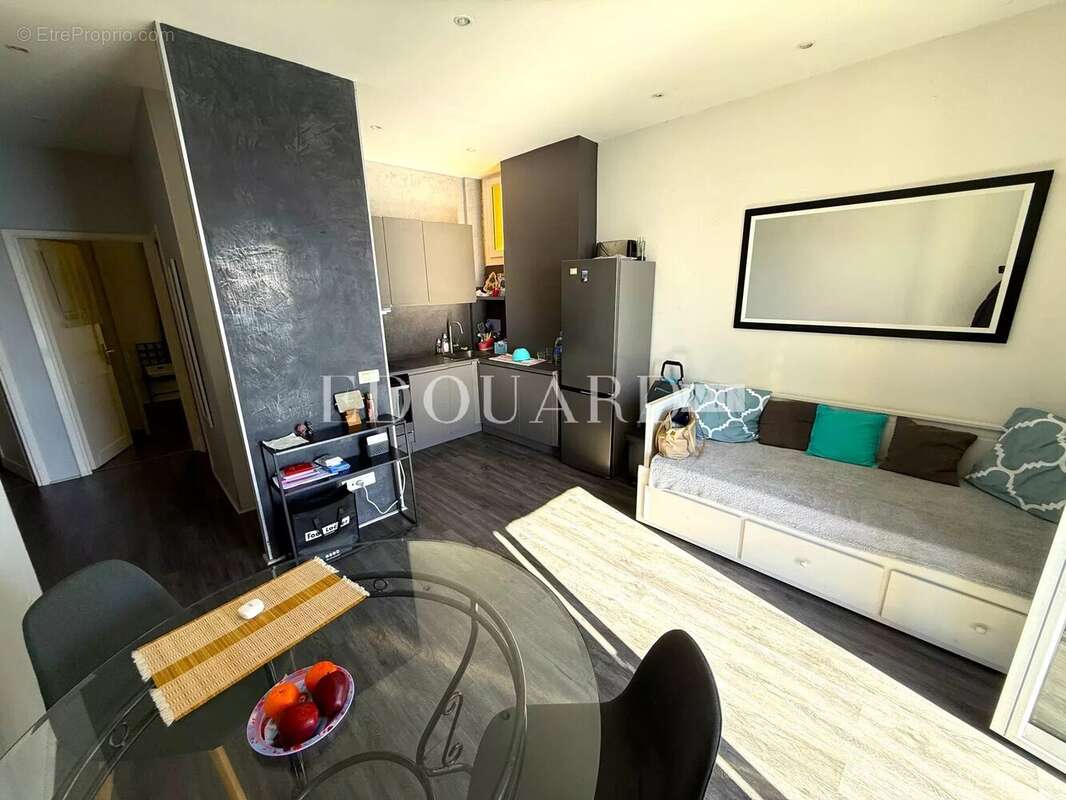 Appartement à ROQUEBRUNE-CAP-MARTIN