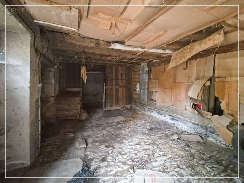 Maison à vendre 8 pièces +  grange PREVERANGES (18) - photo 29