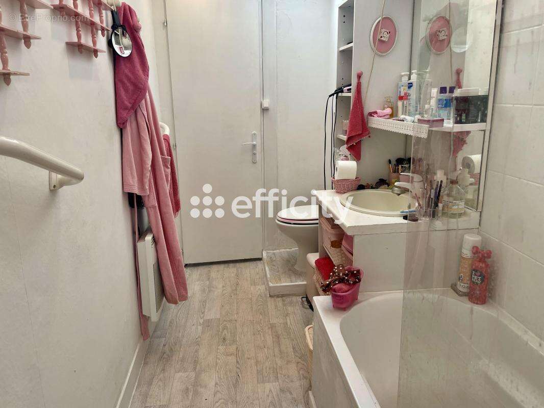 Maison à PORT-DES-BARQUES