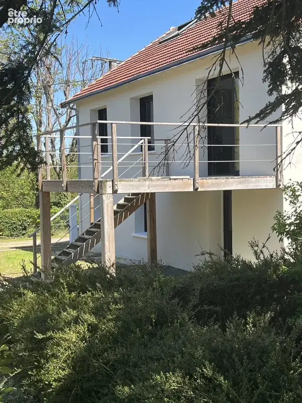 Maison f8 sur 3 niveaux totalement renovee avec plusieurs appartements - photo 1