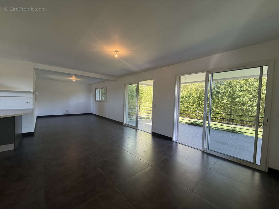 Maison à CAISSARGUES