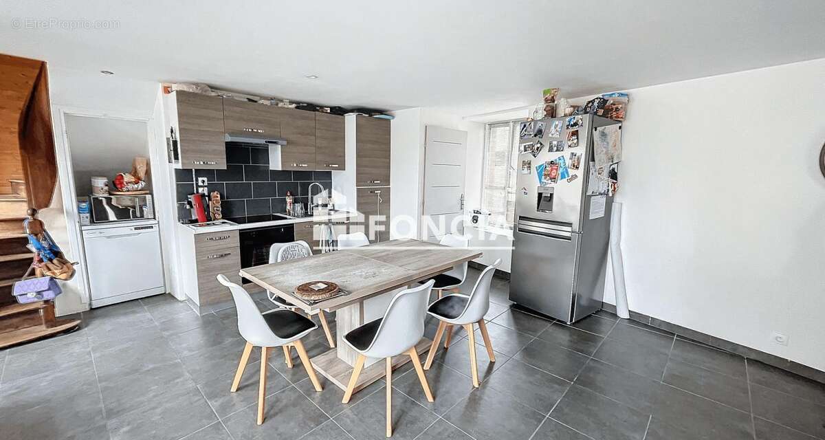 Maison à LA CHAPELLE-BICHE