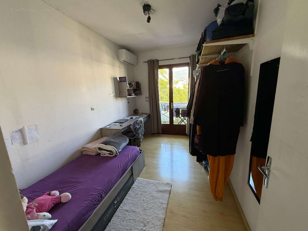 Appartement à SAINT-DENIS