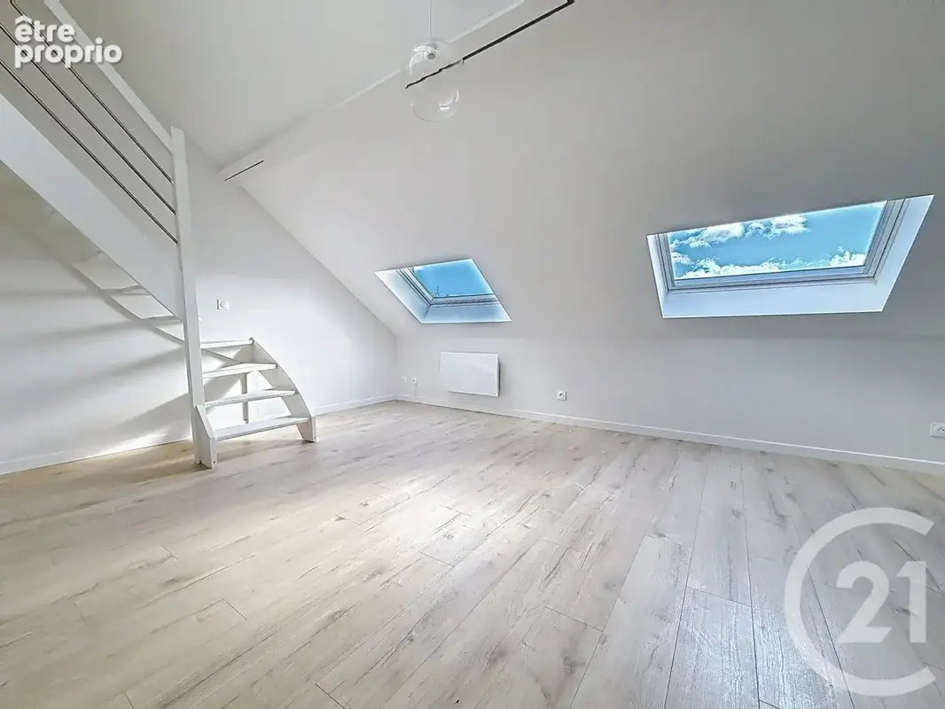 Appartement 1 pièce 25 m² à vendre à Lille (59800) - photo 7