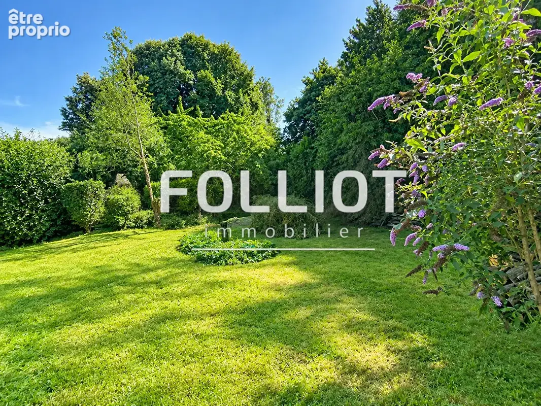 À vendre - Maison 3 chambres sur un terrain de plus de 2 500 m² à Saint-Planchers - photo 5
