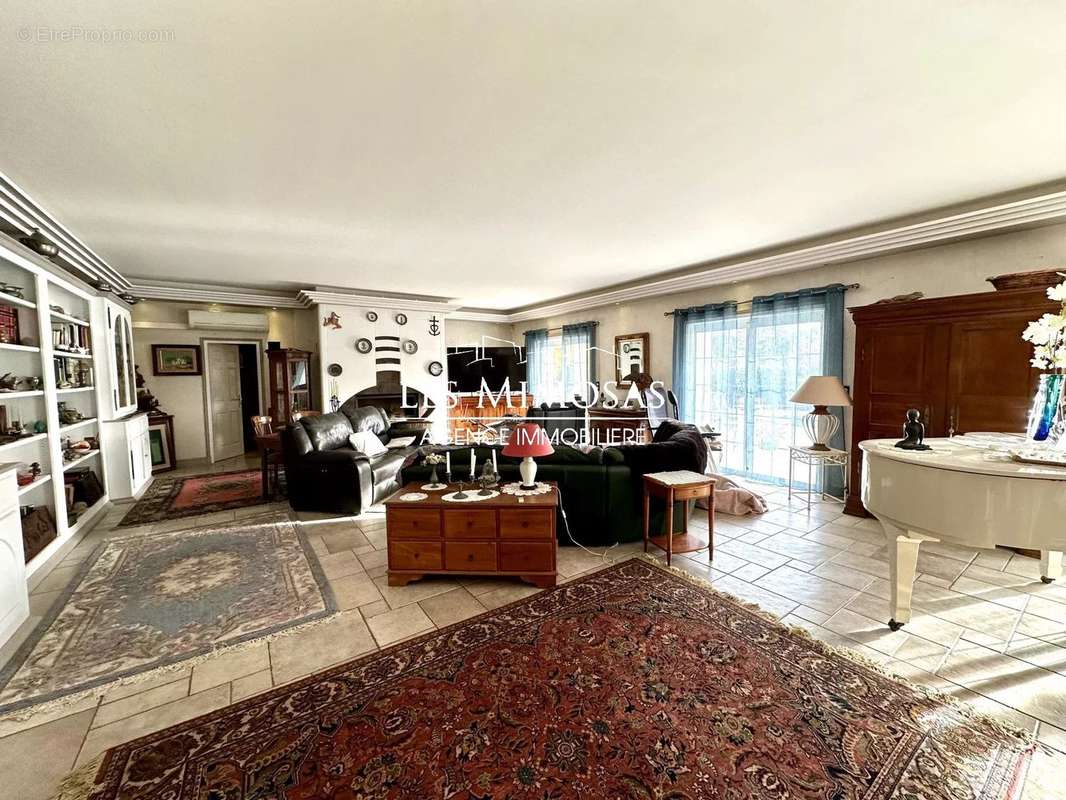 Maison à TRANS-EN-PROVENCE