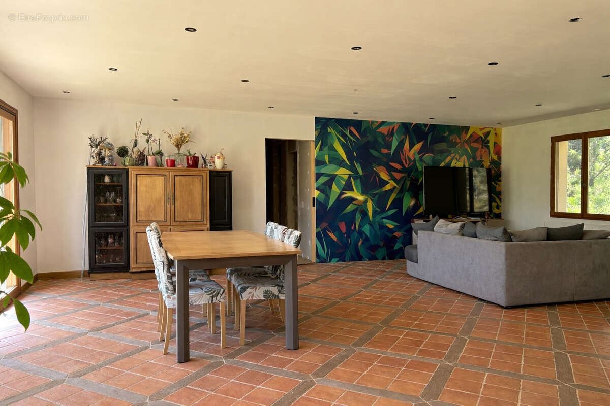 Maison à BONSMOULINS