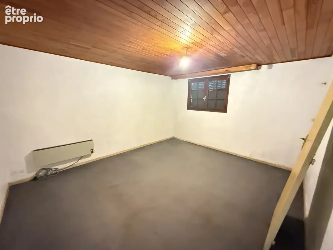 ROUSSILLON - 98m2 habitables, sous sol complet - 3 CHAMBRES - 906m2 TERRAIN - photo 13