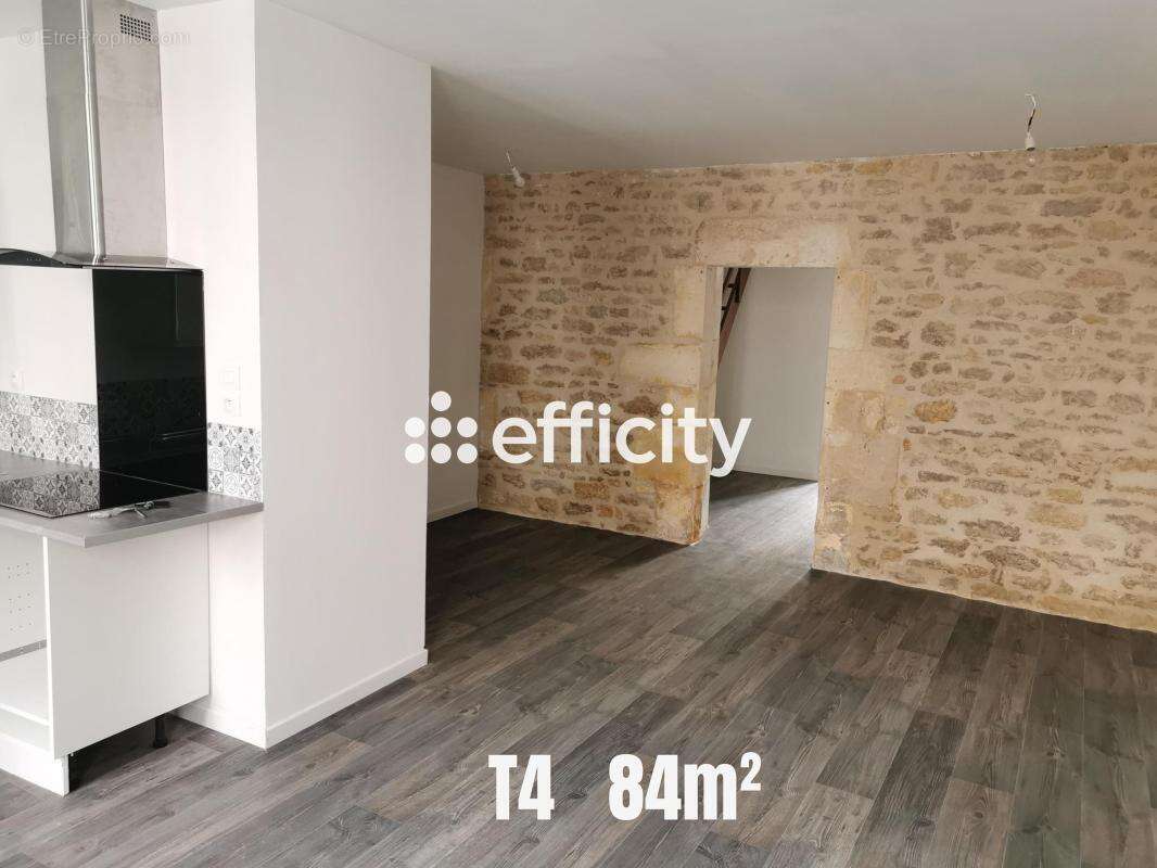Appartement à BRIZAMBOURG