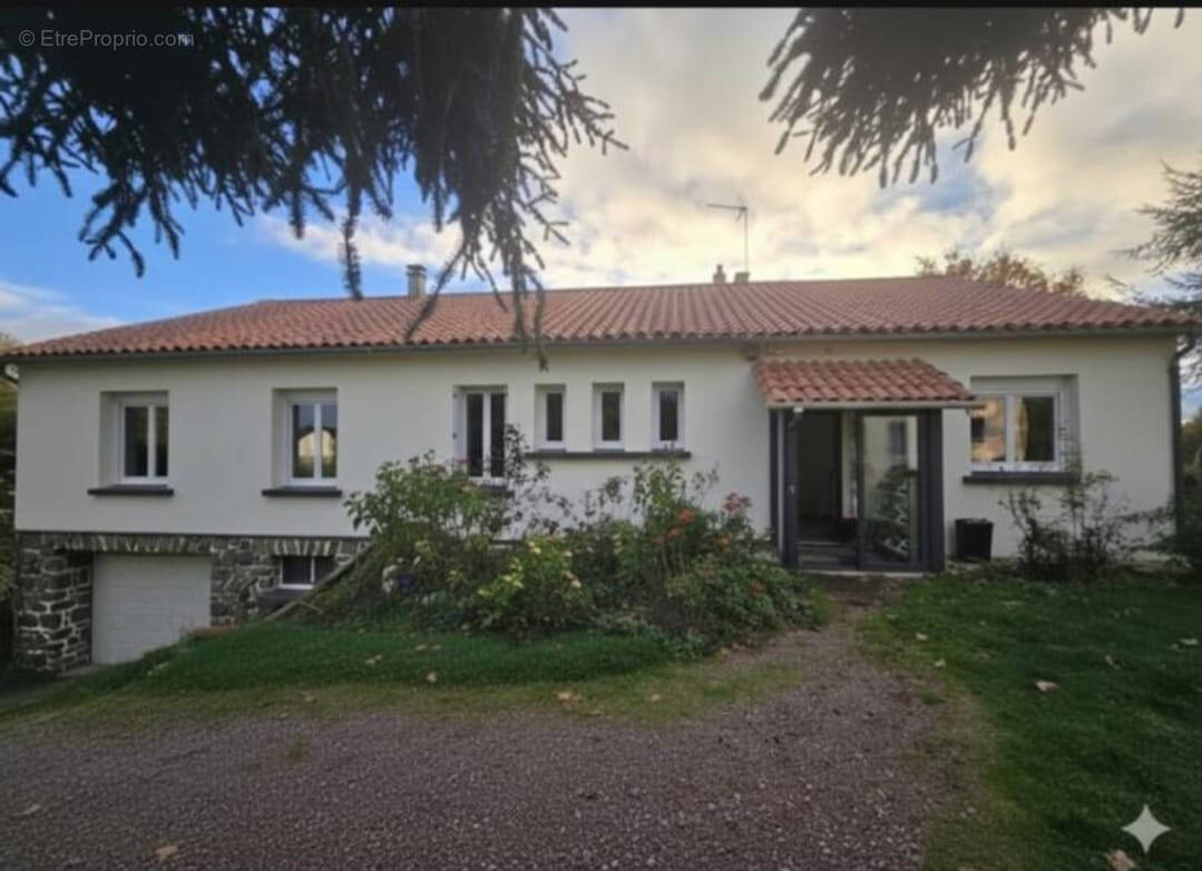 Maison à CHEFFOIS