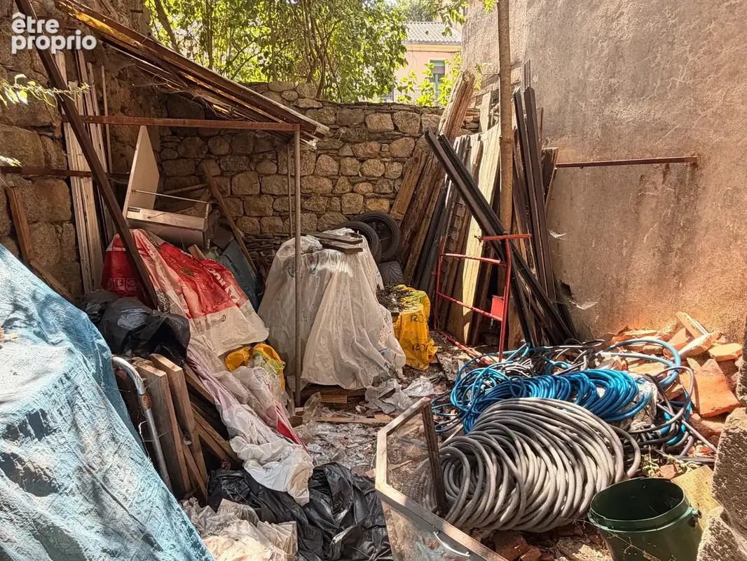 Jolie maison en pierre avec cour attenante - photo 6